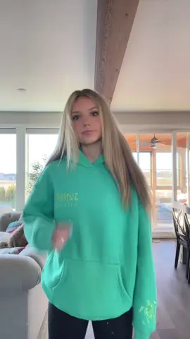 holy dust @Sunny Side Crews hoodie!! #hoodie #sunnysidecrews 