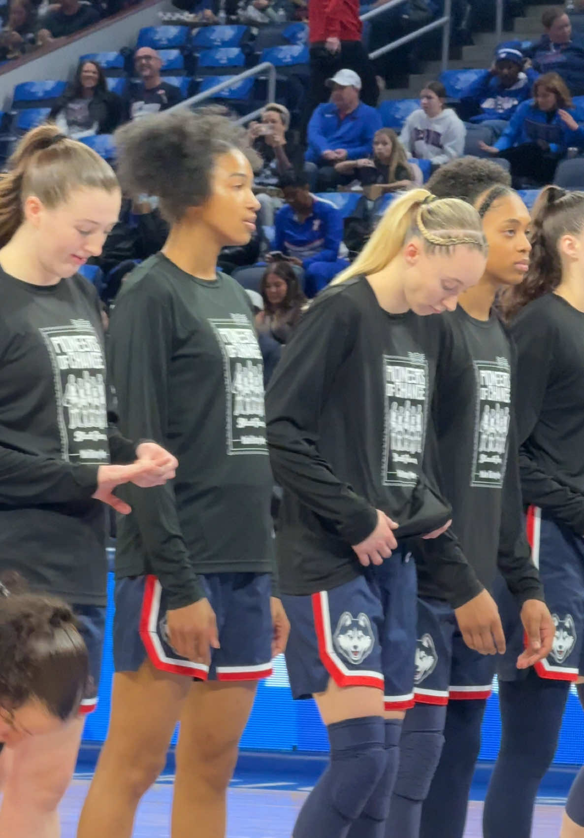 need that sooooo bad #paigebueckers #paigebueckersedit #paigebueckersedits #uconn #uconnwbb #uconnvsdepaul #uconnhuskies #uconnhuskieswomensbasketball #paigebueckersuconn #paige #paigebuckets #wlw #wbb #womensbasketball #azzifudd #pazzi #wintrustarena #uconnwbbcourtside #aubreygriffin #morgancheli 