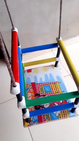 Procurando um balanço seguro para o seu bebê? 🥰🥰🥰 Comente 