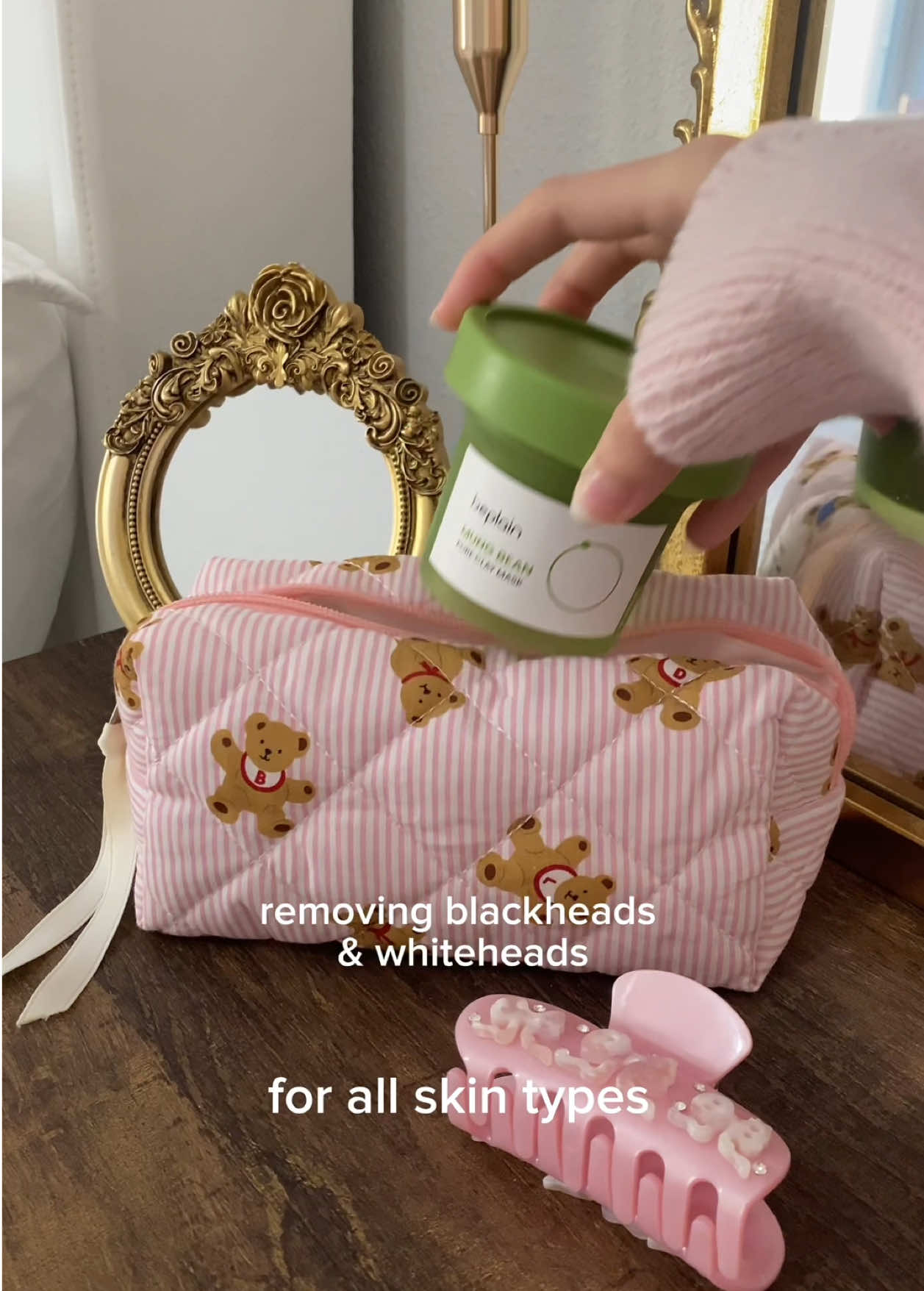 the BEST clay mask for ALL skin types 🫛✨ @beplain.us  #beplain #mungbean #beplainclaymask #claymask #clearskin #glasskin #kbeauty #koreanskincare #skintok #fyp #foryoupage #cloggedpores 