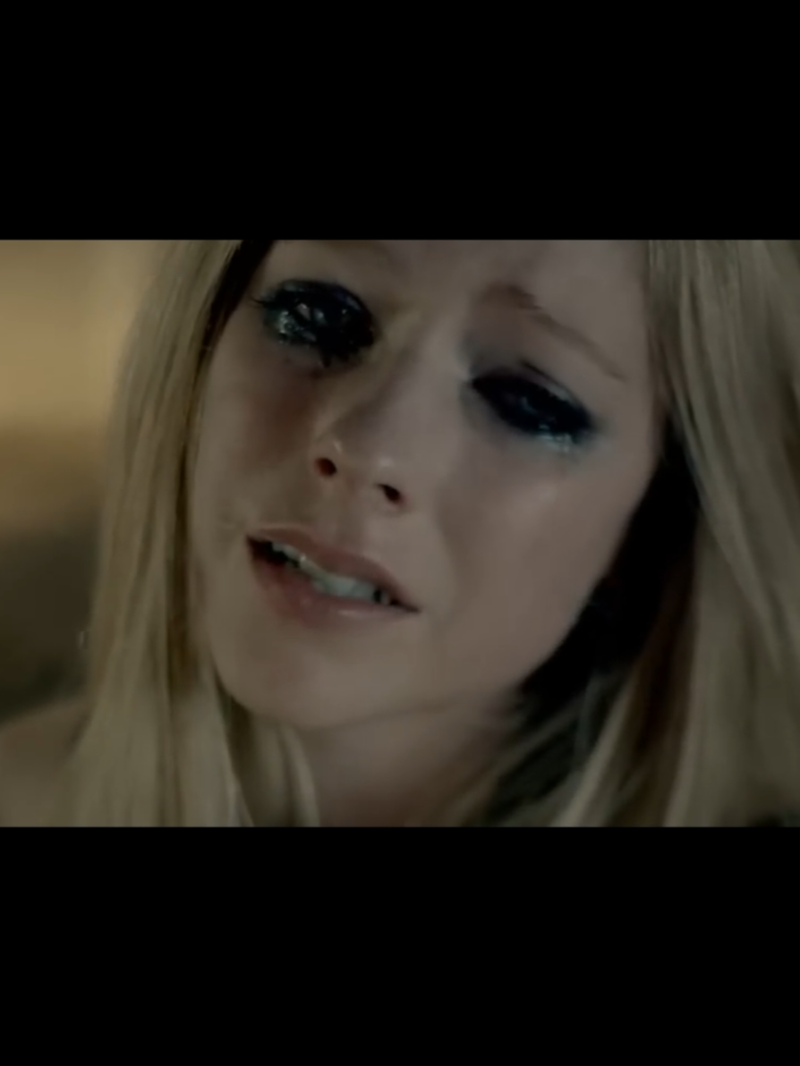 Wish you were here - Avril Lavigne 💗💓❤️💋 #avrillavigne #paratiiiiiiiiiiiiiiiiiiiiiiiiiiiiiii 