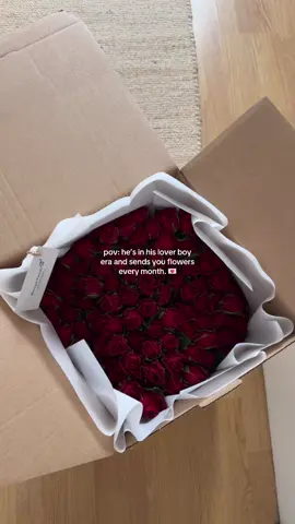 we all deserve this kind of love > #foryoupage #fyp #foryouu #redroses #flowerdelivery #flowers #bouquet #forher #anniversary #pinkroses #florist #giftideas #pourtoi 