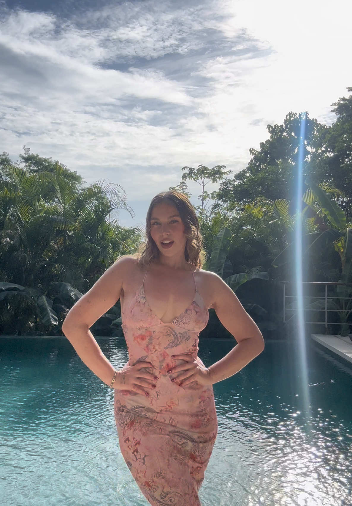 Island gallll 🌸💅🏼💓🎀 #costarica #fitcheck #vacationoutfits #iamgia 