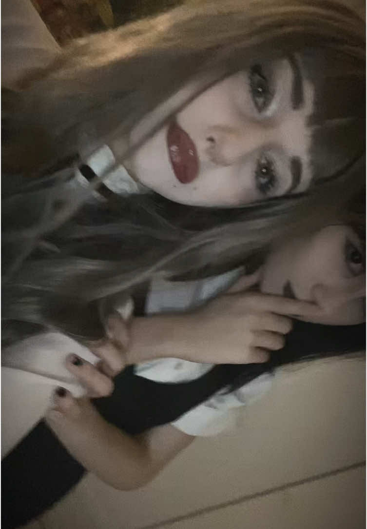tomorrow i’ll post more samarina posts #cosplayer #marinafearandhungercosplay #fearandhungertermina #fearandhungercosplay #samarina #samariefearandhunger 