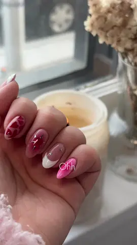 @Dani never misses! 😍 #galentinesday #nails #ValentinesDay 