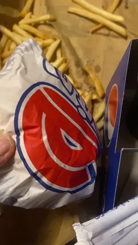 يازين الاكل جوع آخر الليل #جوع_اخر_الليل #برجر #f #v #x 