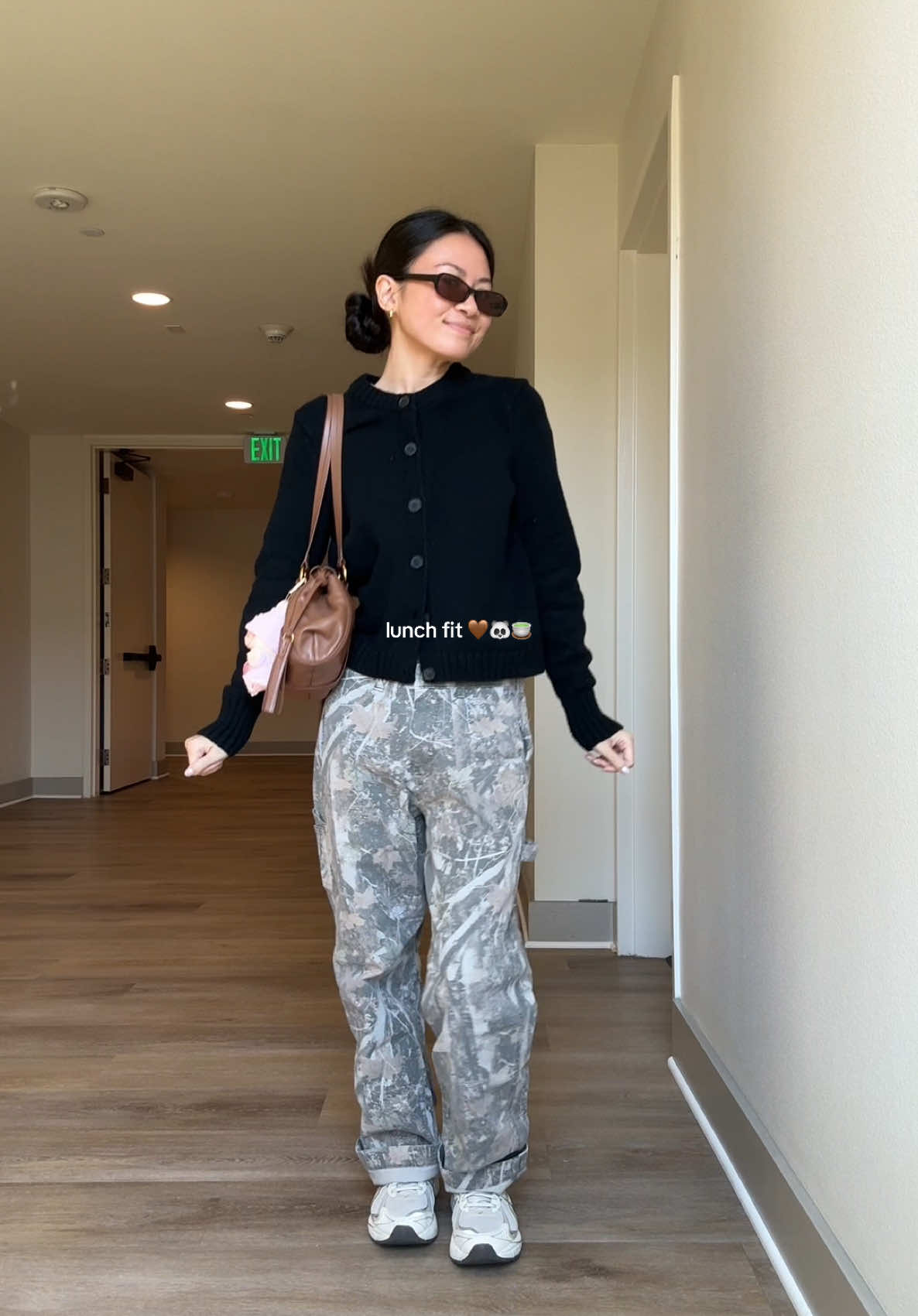 TGIF (thank God it’s february) 😩 january felt like an eternity #fitcheck #camopants #abercrombiecamo #abercrombiebaggyworkwearpant #pinterestoutfit #miumiubag #gapcashsoft 