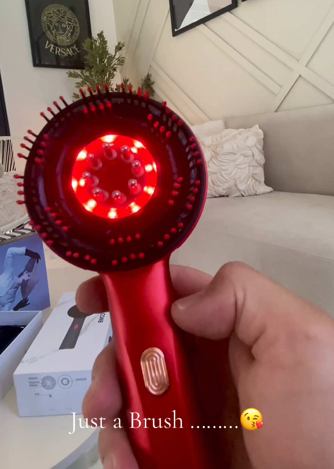 Got this electric scalp brush yet?  LiNK In Bi0 ⚜️ free shipping 🚚 What are you waiting for? Massages, stimulates, and helps with hair loss. Link in bio. 👇 #HairCare #ScalpMassage