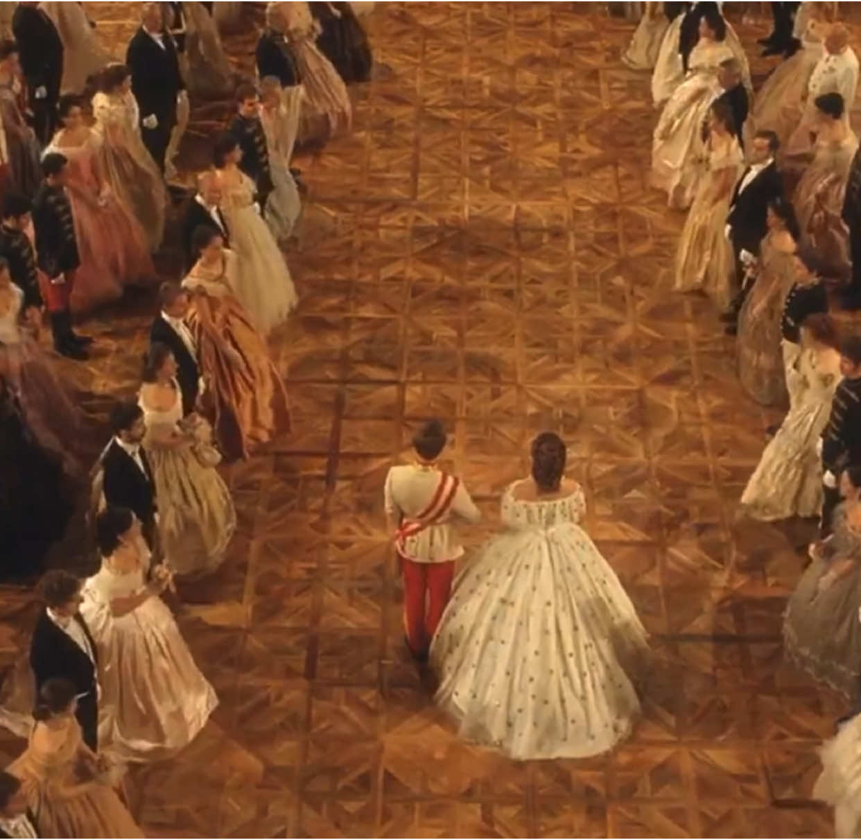 Sisi (2009) ✨ #empresssisi #elisabethofaustria #sisi #empresselisabeth #sissi #austria #sisi2009 #1800saesthetic #1800s #cristianacapotondi #diekaiserin #perioddramaseries #sisiseries 