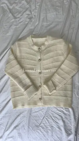 cardigan szn #cardigan #knittedcardigan #knittedsweaters #OOTD #fitcheck 