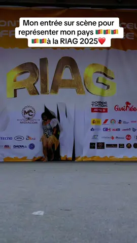 ❤️❤️❤️ merci la Guinee 🇬🇳🇬🇳 nos tenues de scene ont étés cousus  par @MH STYLES . Merci la Guinée 🇬🇳🇬🇳pour l’accueil, vous êtes incroyable merci et félicitations a @Mimiche Diabate 