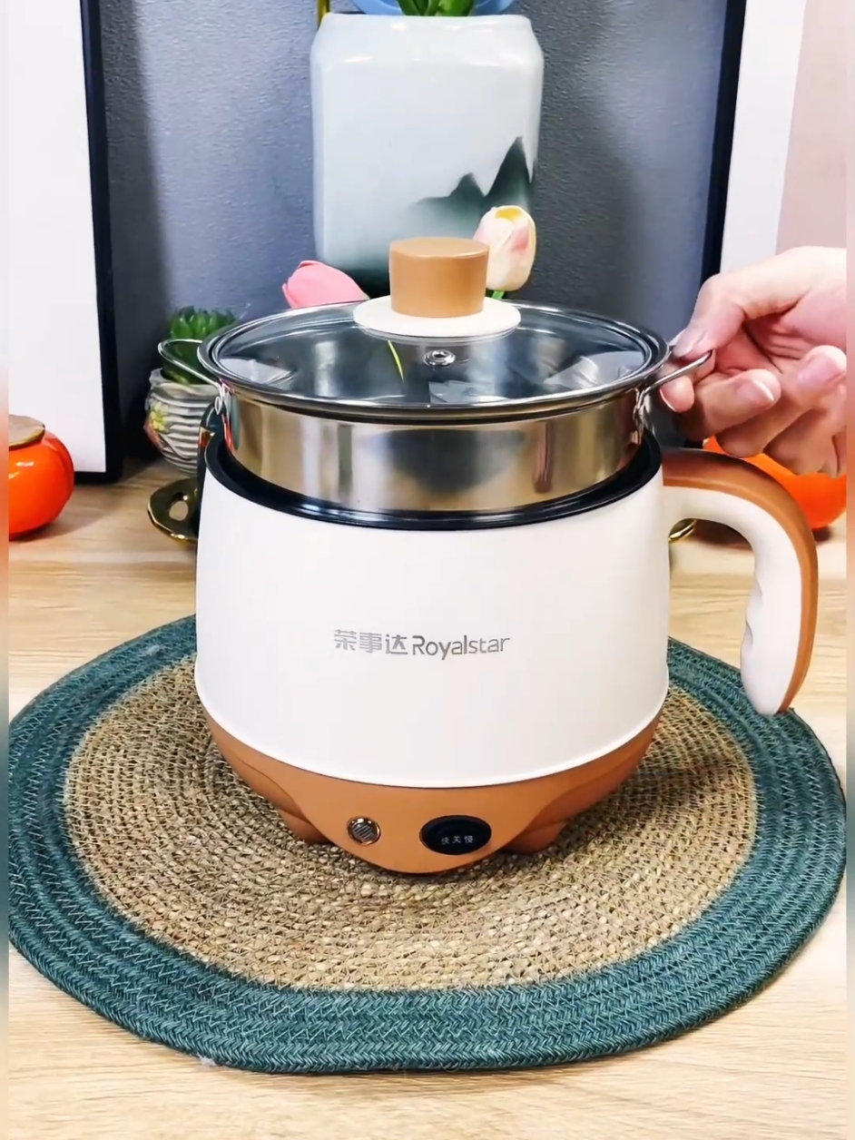 Nồi lẩu mini đa năng. #tiktokshoptet #samtetbaovui #viralvideo #giadungtrend #dogiadung #phunu #giadung #giadungthongminh #viral #giadungtienich #đồgiadụng 