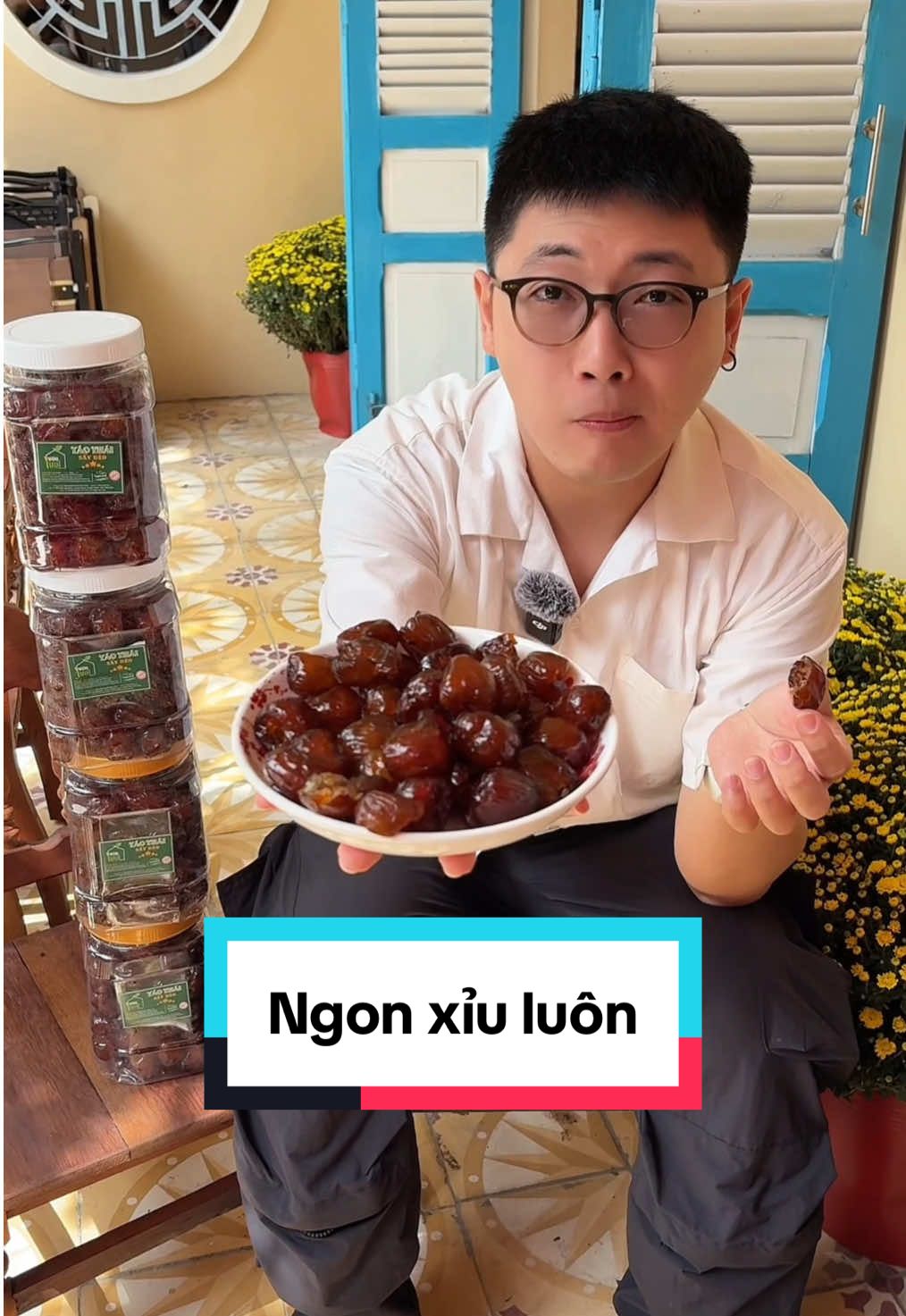 Táo thái sấy dẻo ăn ghiền luôn các chị ơi cuốn lắm nha, hộp 1 kí lô size to tách hạt sẵn mà giá có mấy chục ngàn thôi freeship nữa nha #taothaisaydeo #muttaosaydeo #muttet #doanvat 