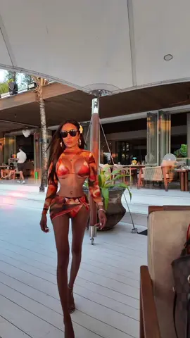 Sunset 🌅 #mosandfamily @Ladyboymos 