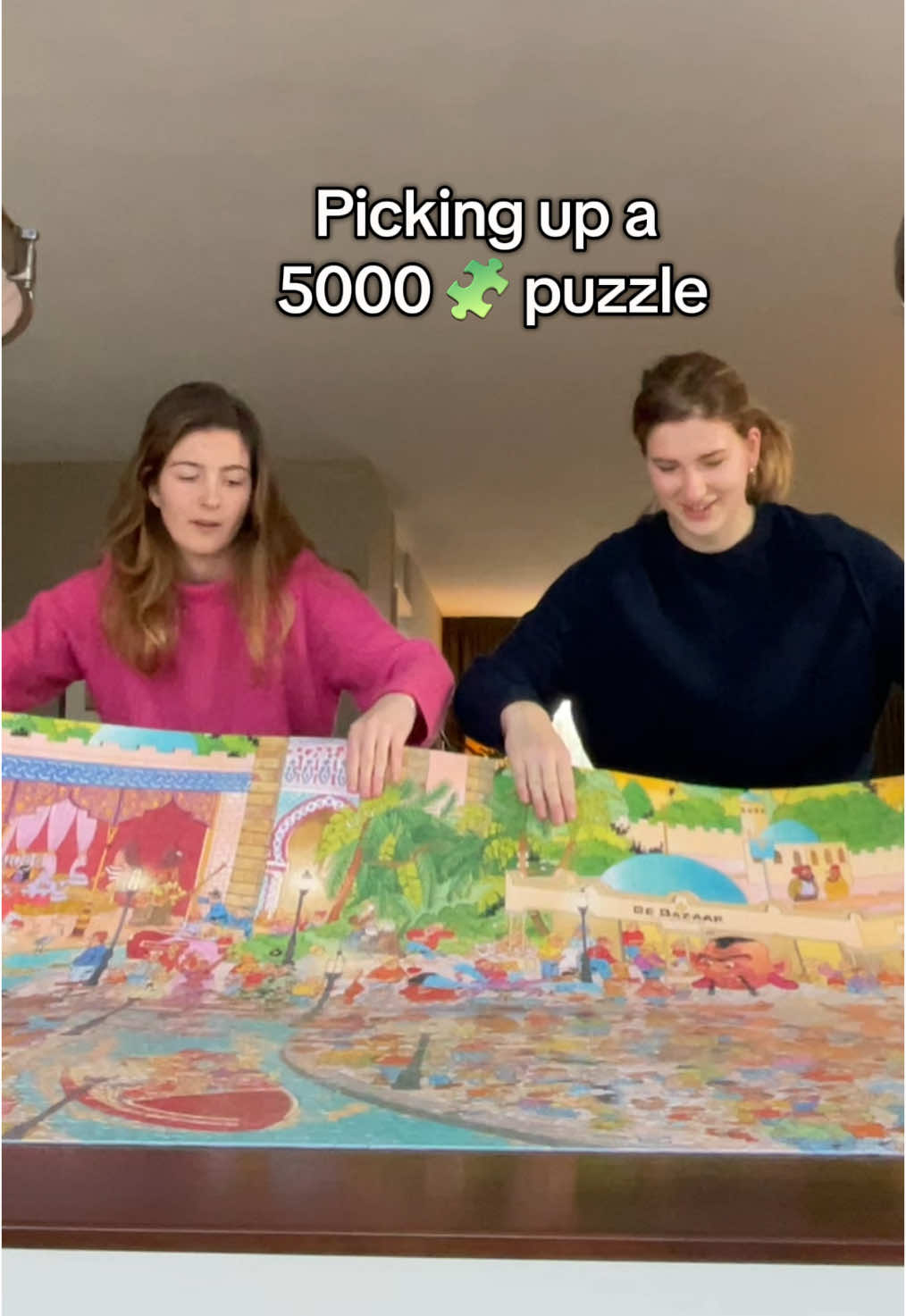 Picking up our puzzle again 😲 needed two persons for this one! #JanVanHaasteren #JvH #Puzzel #Efteling #FataMorgana @MerelHoogstad 