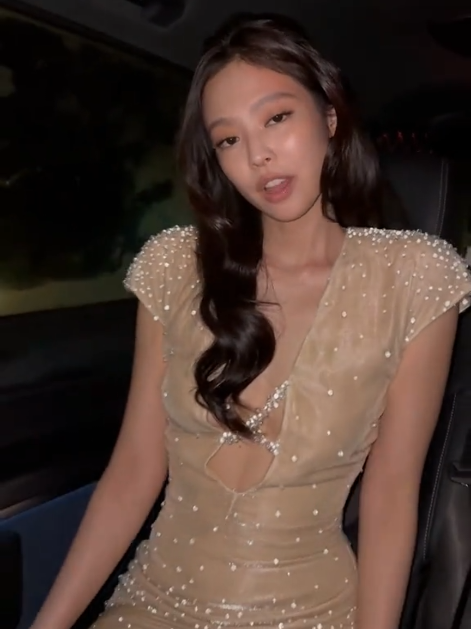 #김제니 #블랙핑크 #제니 #金珍妮 #金珍妮jennie #blackpink #jennie #jenniekim #blackpinkjennie #jenniefancam #fancam  #jenniechanel #jennierubyjane #chanelbeauty  #jennieyouandme #youandme 