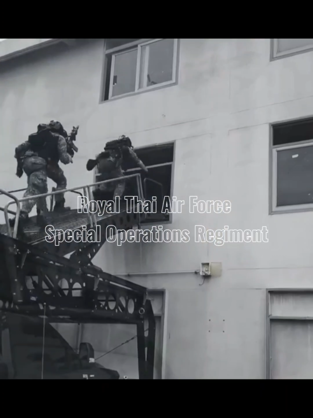 RTAF Commando 🦅🇹🇭🔥 #specialforces #royalthaiairforce #rtaf #thailand #army #fypシ #fyp #foryou #foryoupage 