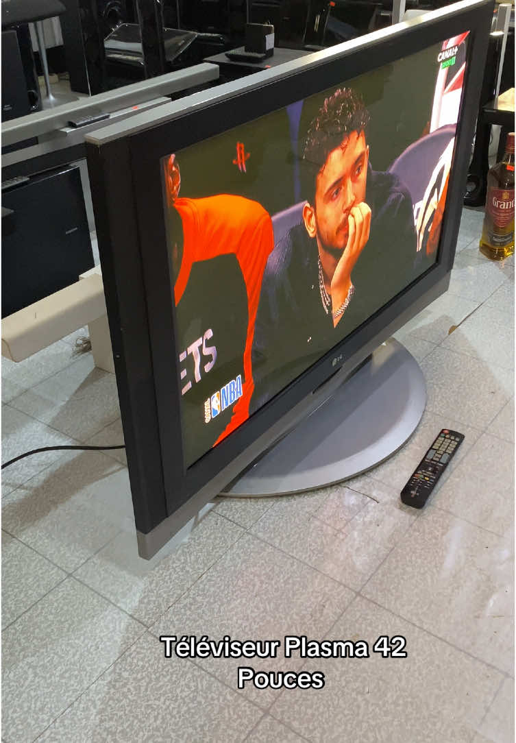 Téléviseur Plasma 42 Pouces #pourtoi #brocante237 #camerountiktok🇨🇲 #woofer #tiktok #venteenligne #homecinema #frigo 