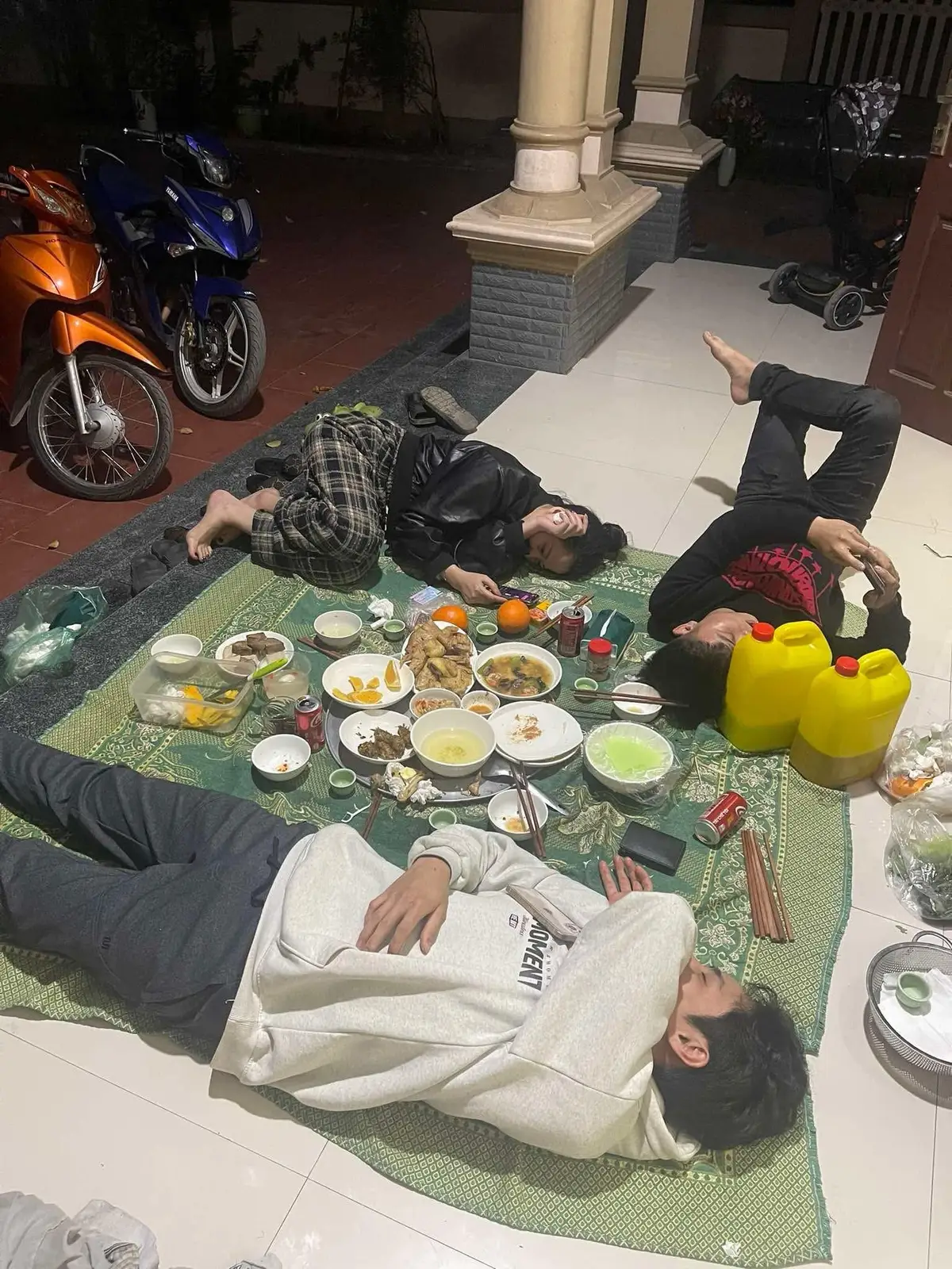 ..Khi say mới biết tim ta nhớ ai😵‍💫