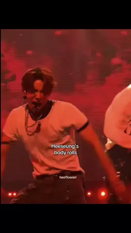 Heeseung's body rolls #Enhypen #Heeseung #fyp 