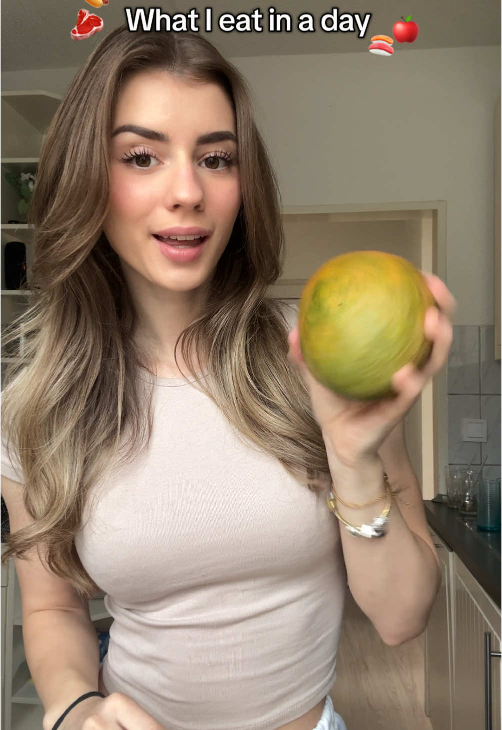 What I eat in a day ohne Kalorien zählen 🥗🍣🌭🍎 #fyp #food 