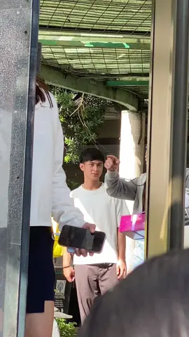 Sobrang Humble ni JM kahit nung sa Antipolo lalapit talaga sya sa mga Fans 🥰❤️ @jm.ibarrapbb #jmibbara #jmlette #jmfyang 