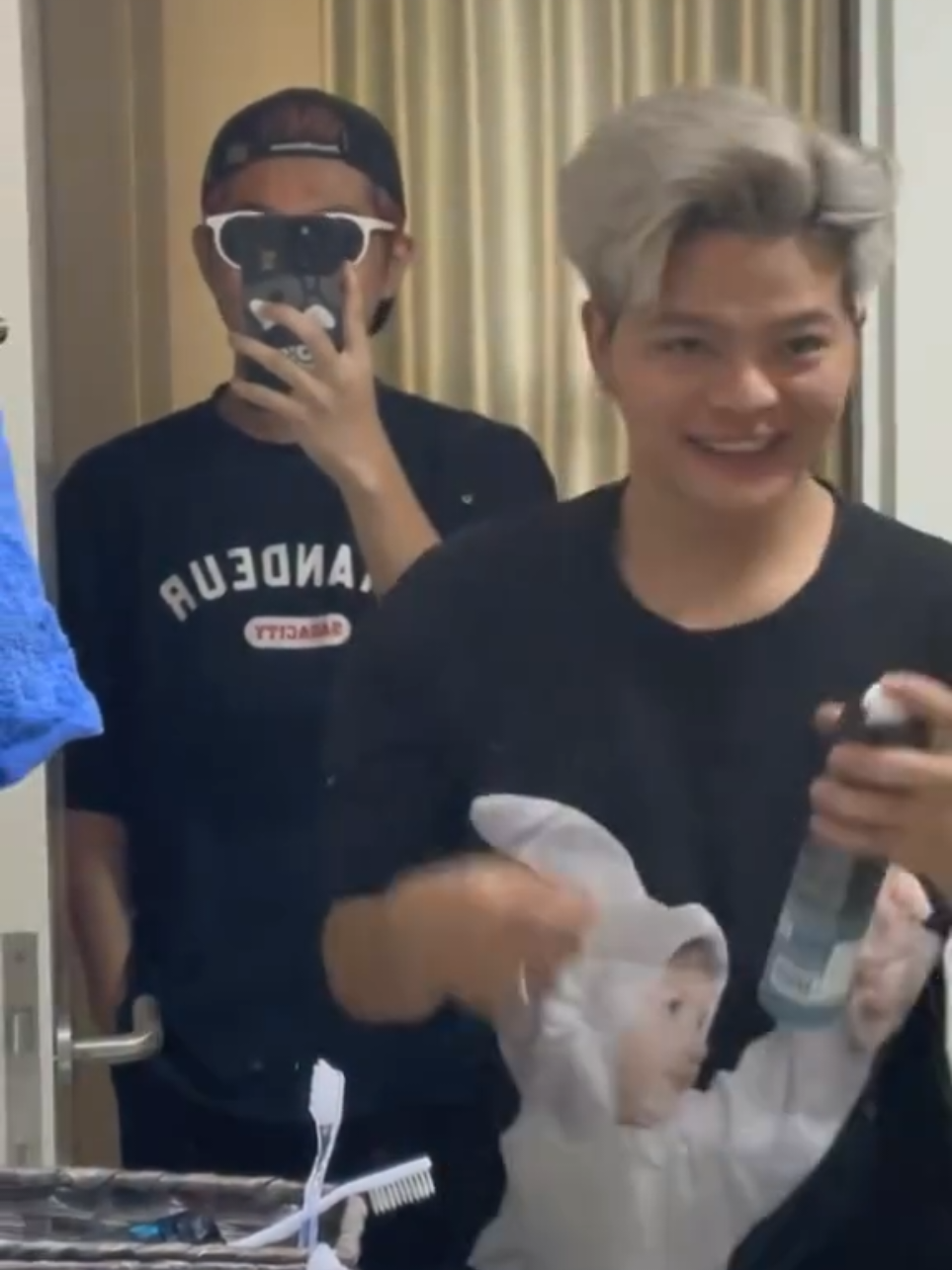 Đào được vid từ threat nè. Cap: 