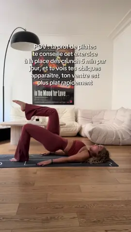 Remplace cet exercice par les crunch classiques pour une meilleure stabilité de ton bassin, des abdos en meilleure santé, et des résultats plus satisfaisants #fyp #routine #pilateslovers #pilatesinstructor #homeexercise #homeexercise #absworkout #corecore #bodybuilding #gymmotivation 
