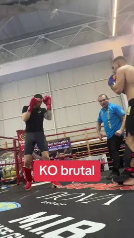 ko #fullcontact #kickboxing #boxeo #UFC #mma #jiujitsu 