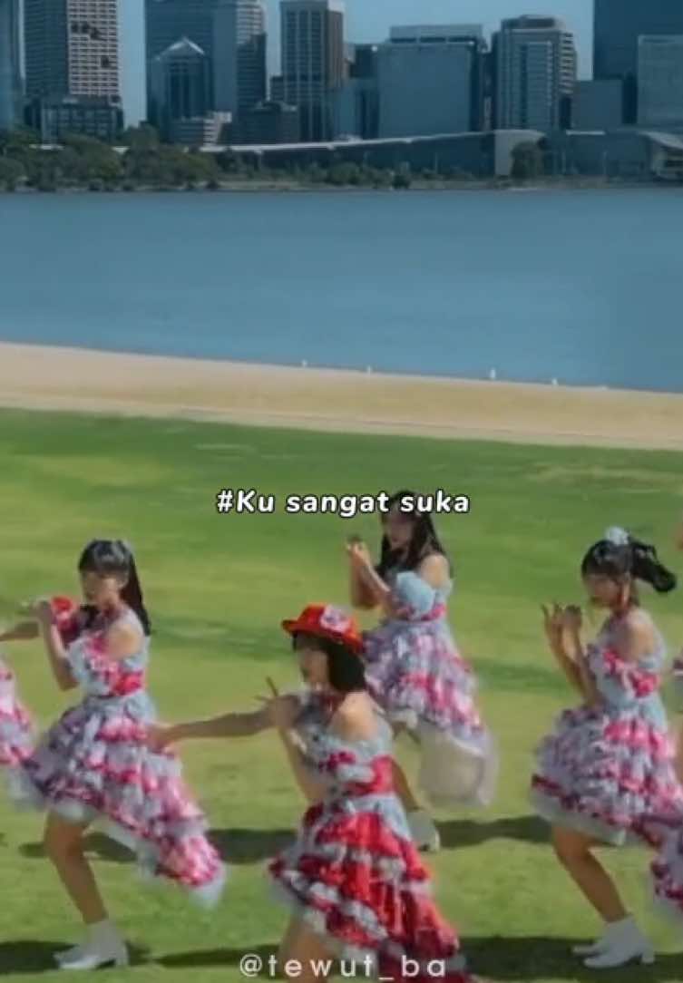 MV #KuSangatSuka - JKT48  #jkt48 #kusangatsukajkt48 #jkt48newera #fyp 