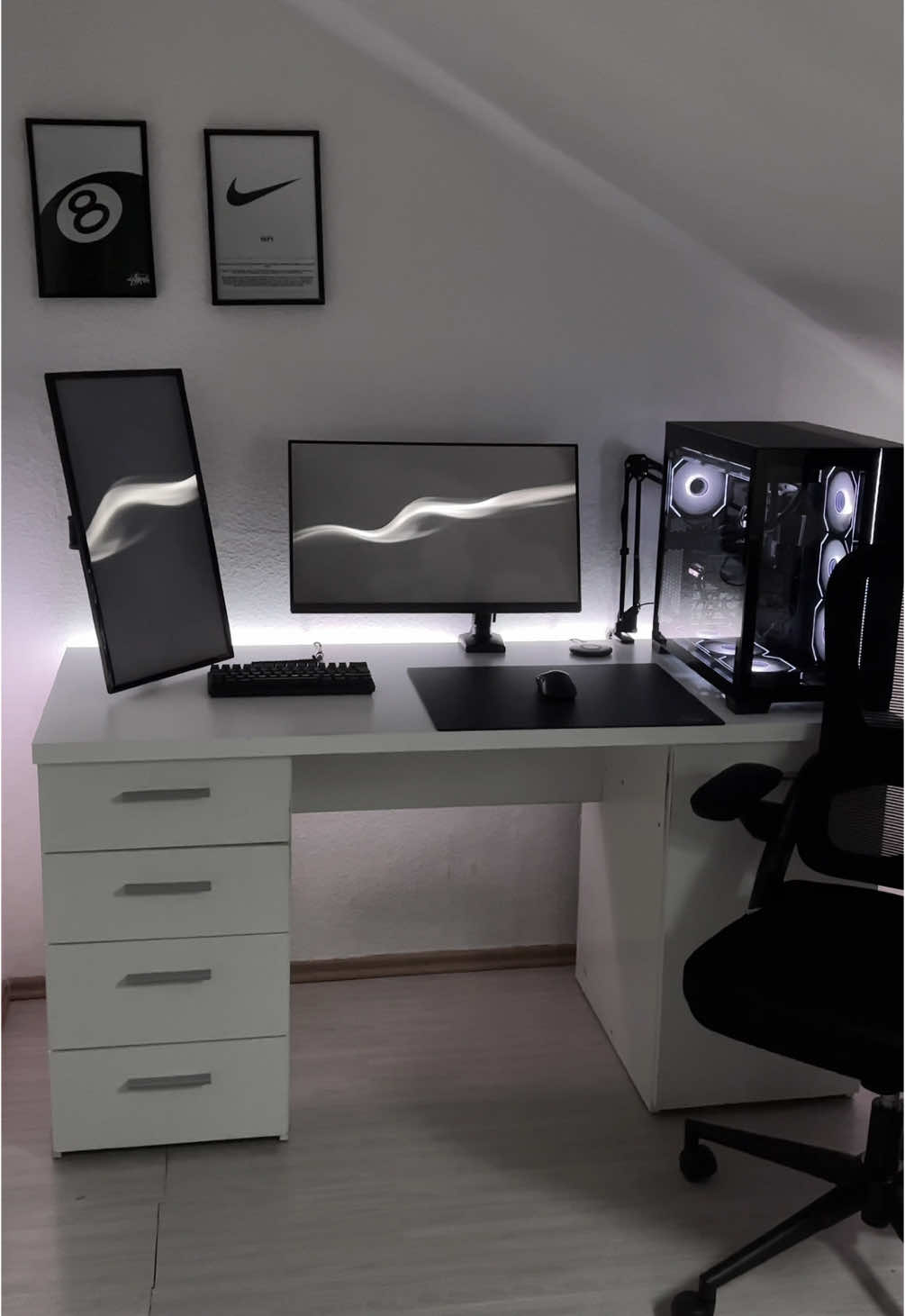 Crazy looking 🖤 #tech #flaviustech #gaming #setup #techtok #clean #competitive #fyppppppppppppppppppppppp 