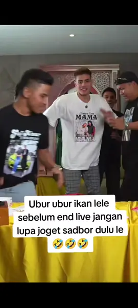 joget sadbor gak pernah ketinggalan🤣 @AisarKhaledd  #fyp #aisarkhaledd #sadbor #foryou #4u #xybca 