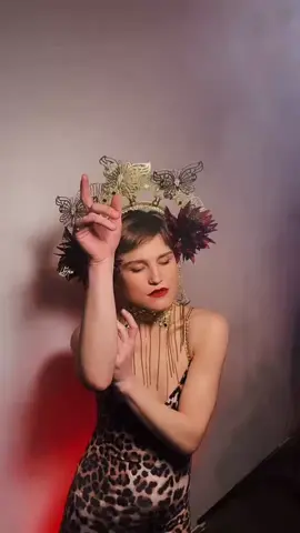 Art headdress crown  #fotoshootingideas #costumeparty 