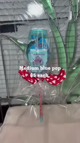 Sweet gifts made with love! 🍭💕 This Valentine’s Day, show your love with our handcrafted lollipops! 🎁✨ 📍 Pickup & Shipping Available! 🍬 Sweet Offer: ✨ Small lollipops – $5 each or just $3 each when you buy 15+! 🎁 Large lollipops – $25 each, perfect for gifting! 📍 Pickup in Cobb County, GA 🚚 Shipping: $10 standard | $20 expedited Order now & make Valentine’s Day extra sweet! 💖 📢 Comment “VALENTINES” below! ⬇️
