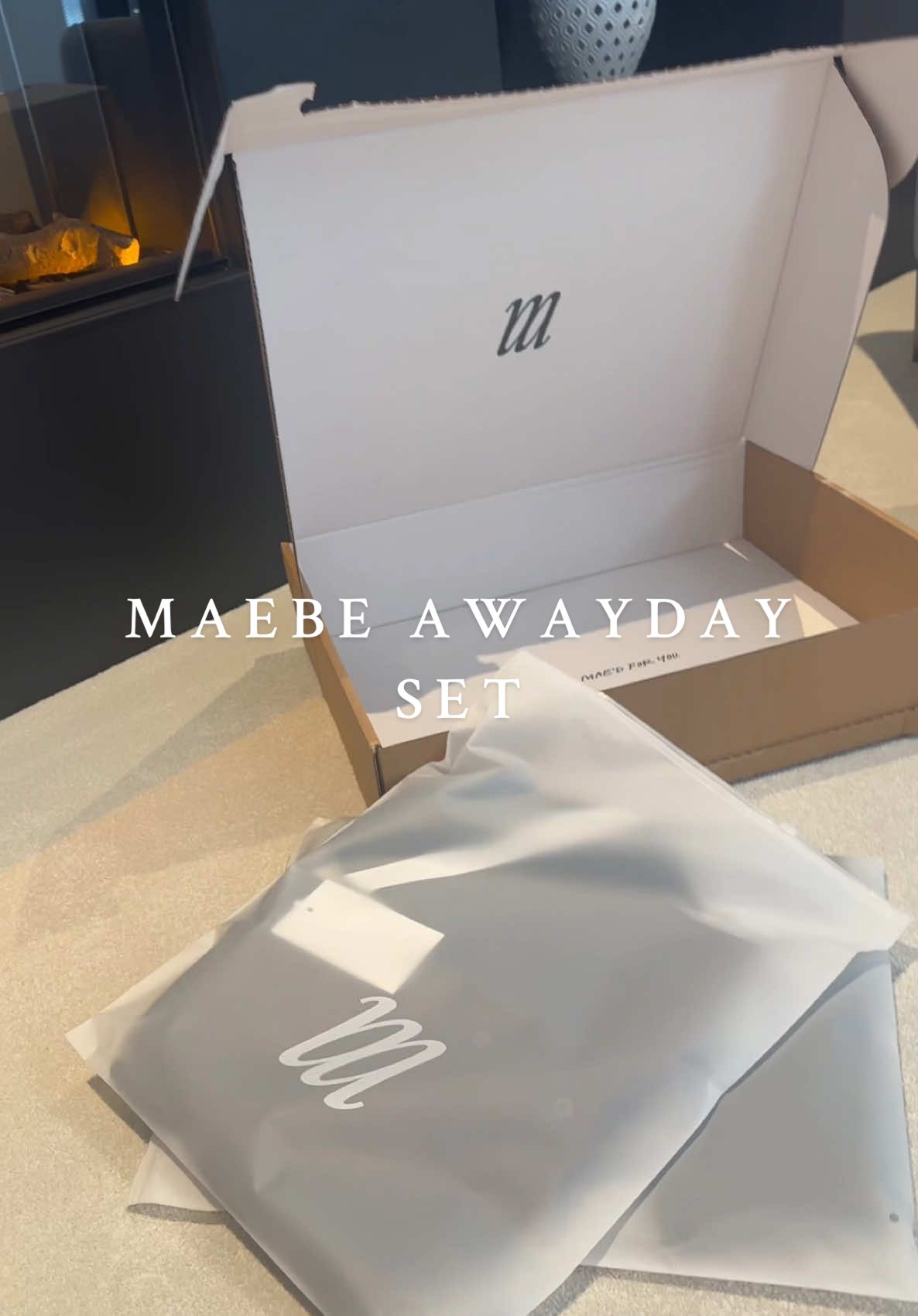 Maebe this is my new favourite outfit!! Obsessed with the awayday set😍🖤 @Maebe Store @Molly-Mae #awayday #outfitinspo #unboxing #blackoutfit #maebe #maebestore #outfitidea 