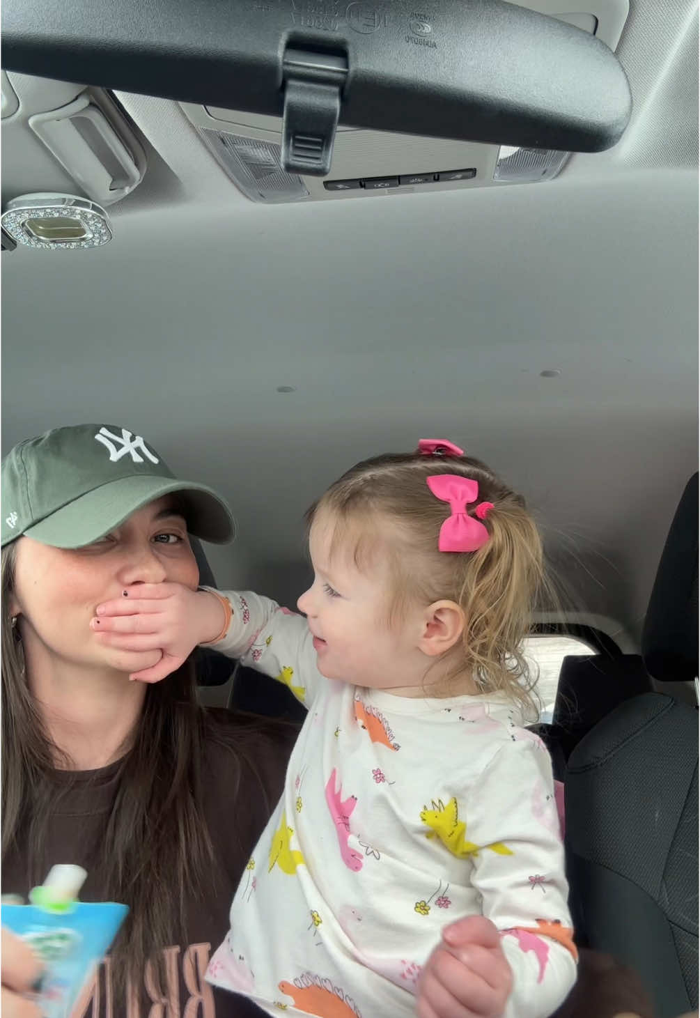 She’s back jamming her to her fav @gracie abrams 