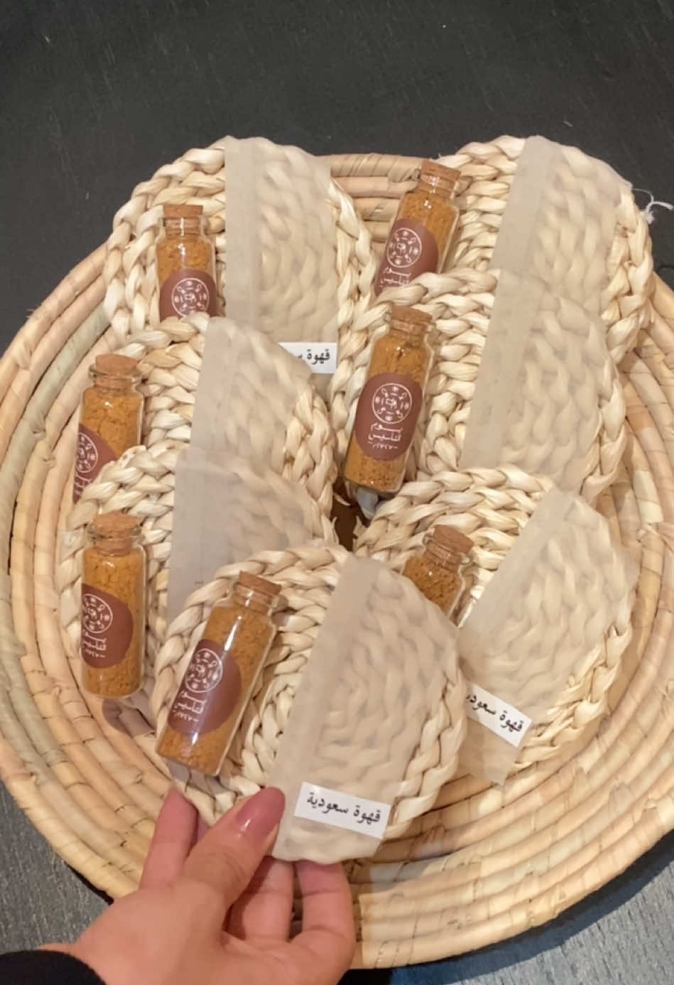 توزيعات يوم التأسيس قاعدة قهوة + قهوة سعودية  #يوم_التأسيس_السعودي #توزيعات_يوم_التاسيس #يوم_التاسيس_السعودي_22_فبراير #يوم_بدينا #يوم_التأسيس #توزيعات_مدارس #توزيعات 