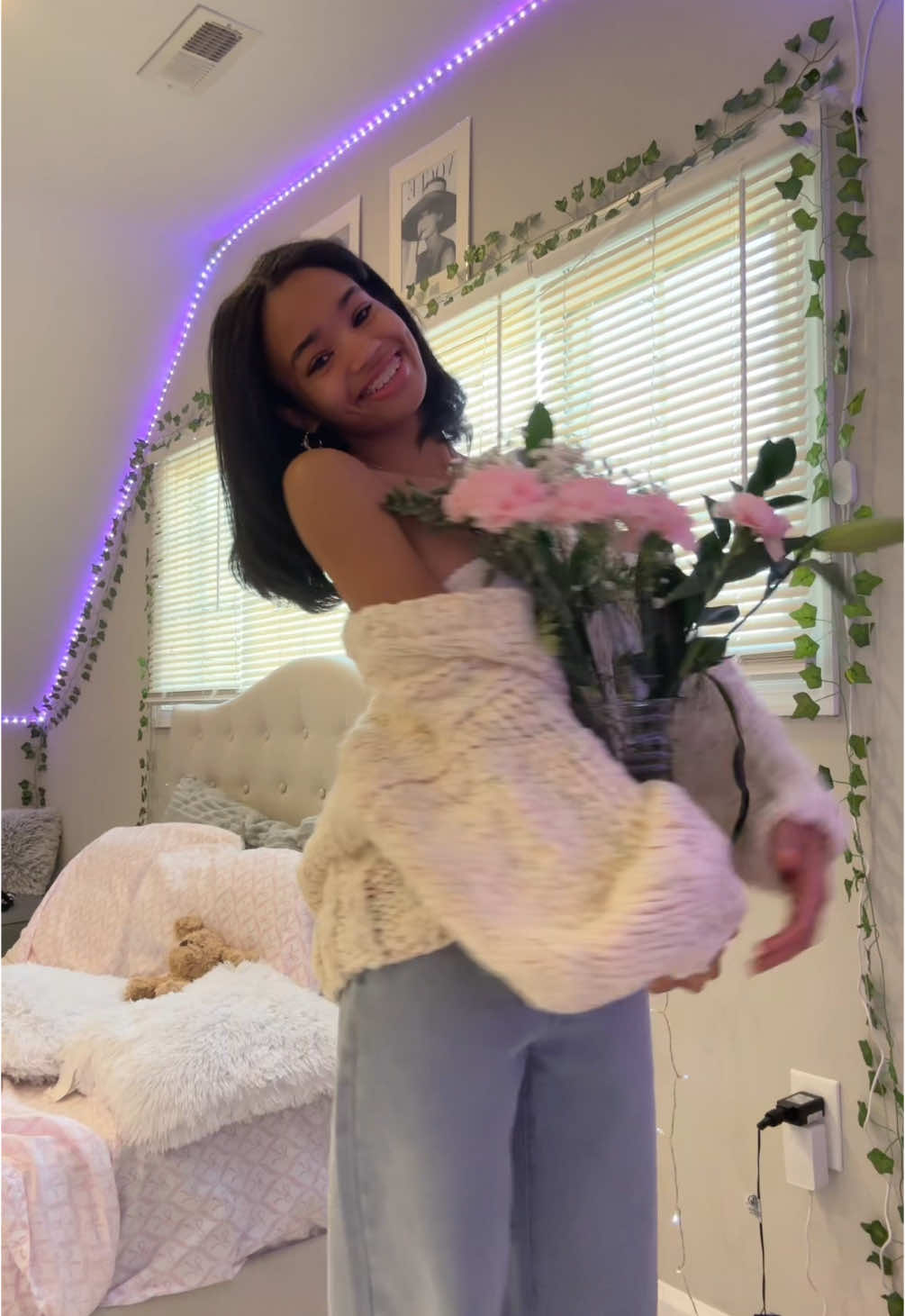 Had to post this outfit again #fyp #OOTD #fashion #outfitinspo #bf #flowers 