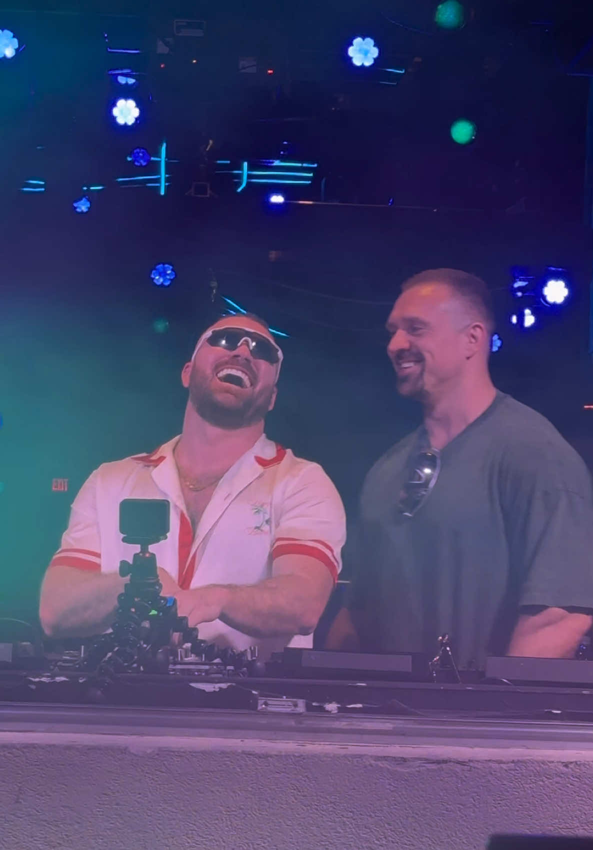 A moment 🙃🧡 #daer #dj #housemusic #afrohouse #djs 