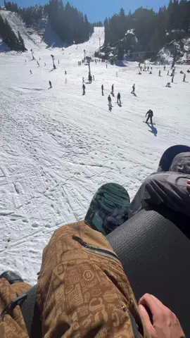 Ig he doesn’t like PDA 😒 #snowboarding #bi #mlm #snowday #gaytiktok #saygex #funnytiktok #couple 