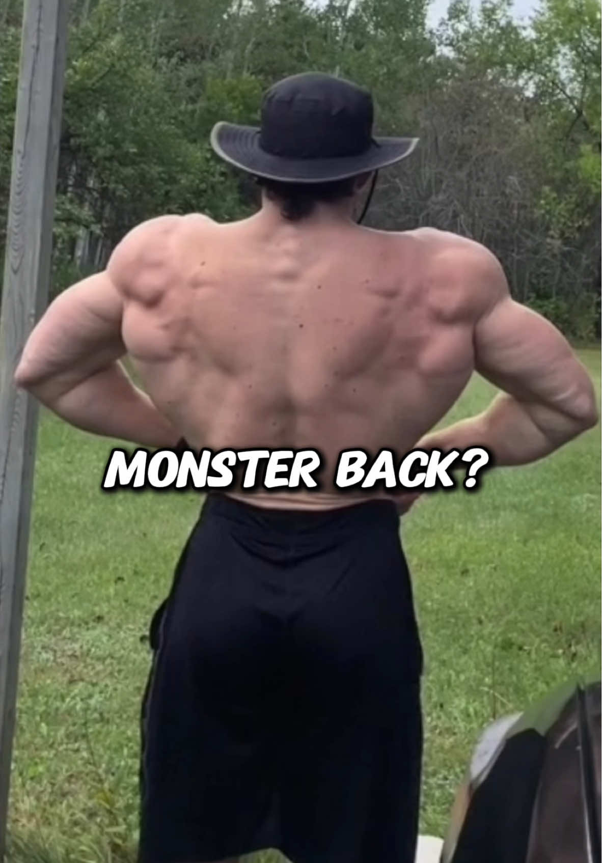 Does your back feel “uneven” with pull-downs? Here’s some tips that helped my patient!  . Shout out @André.The.Vaillant for the opening video along with @Muscle and Motion for the amazing anatomy graphics.