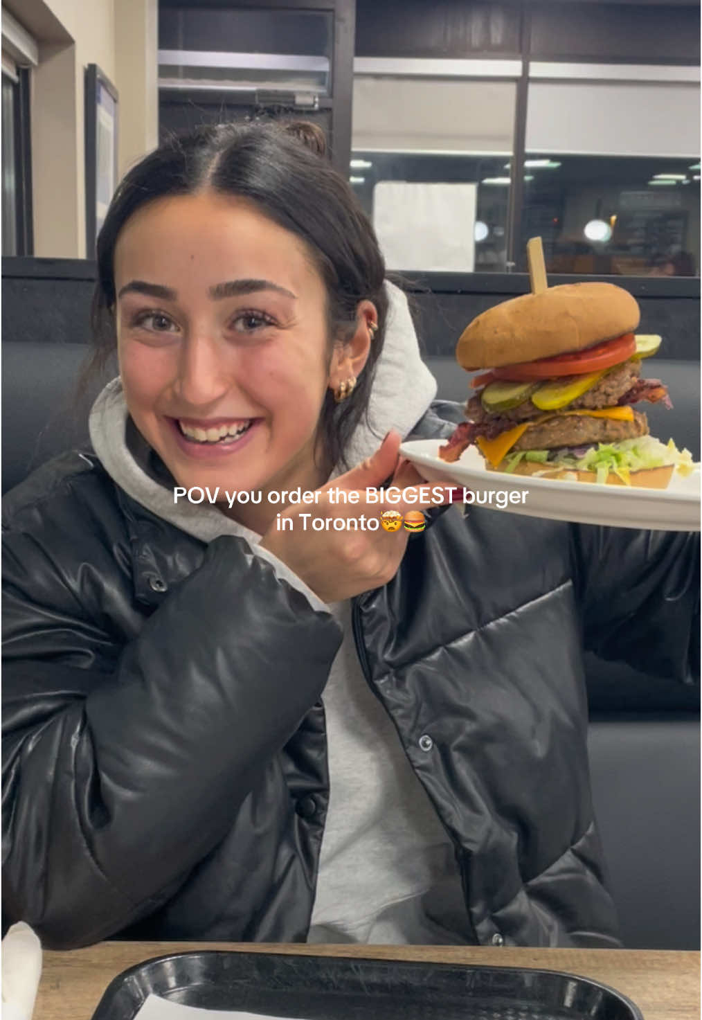 The big back life 🫡🍔✌🏻 Literally everyone was staring at me when this came out but I honestly put a good dent in it 😂😂😂 From the one and only @Zet’s Restaurant 🤭 #fyp #zets #zetsrestaurant #zetsburger #torontoburgers #burger #bigburger 