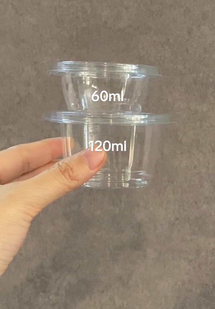 Hủ nước chấm nắp liền cao cấp_Hủ Panna Cotta_Hũ Pet trong cứng đẹp _Nắp dính liền kín khít chống tràn_Dùng làm panna cotta, sữa chua, đựng kem cheese, nước chấm, tương … Chất liệu Pet trong đẹp không chịu được nhiệt độ cao. #dodung1lankimngan #hunuoccham #hupannacotta #hunapdinhlien