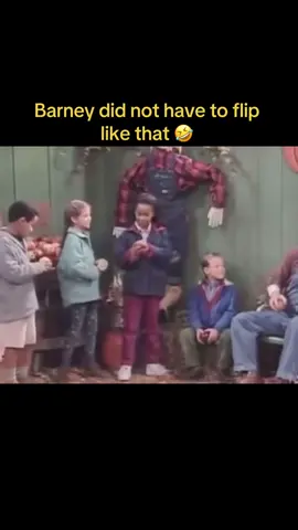 #barney #song #lol #funny #apples #kids #savage #hiphop #music #hilarious #friends 