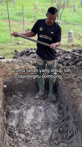 ☝🏻#fyp #solat5waktujanganditinggal #islamquotes #allahummashollialasayyidinamuhammad #lailahaillaantakuntuminazzolimin #allahumayasirwalatuyasir #hasbunallahwaniqmalwakil #ampundosakami #penggalikubur #kisahpenggalikubur #penggalikubursiangmalam #motivasihidup #motivation 