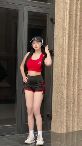 Vào giỏ hàng để mua ạ🥰🥰🥰#xuhuongtiktok #CapCut#trending #gymgirl #fyp #bodyshaming #dotapgymnu#bodotapgymnu 