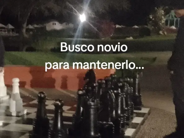 mantenerlo oculto, porque plata? plata no hay, ante todo la sinceridad 😂😂😂 #novio #platanohay🤣🤦🏻‍♀️ #parati #fyp #humor #teamwork #fypシ 