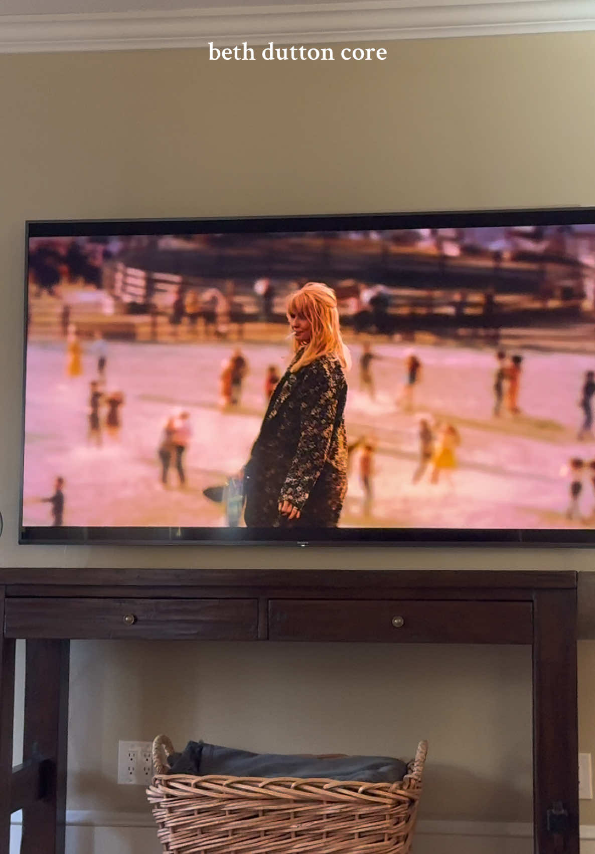 queen. #bethdutton #yellowstonetv #yellowstoneseason5 