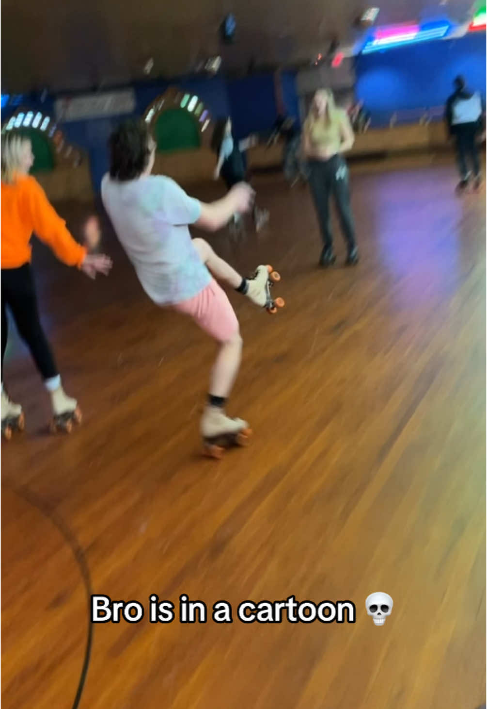 Stayed up though. 😭🔥 (@Christine Stiles) #funny #fail #friends #meme #skating 