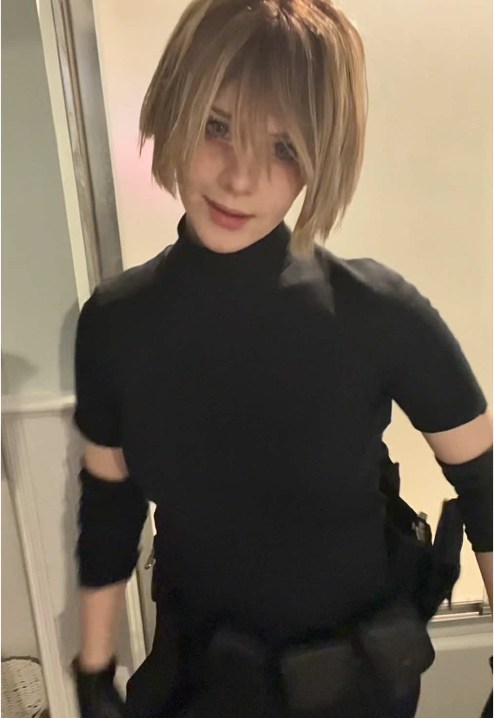 Boo! 👻🍞😂 #heathermason #cherylmason #silenthill #silenthill3 #residentevil4 #leonkennedy #remake #cosplay 